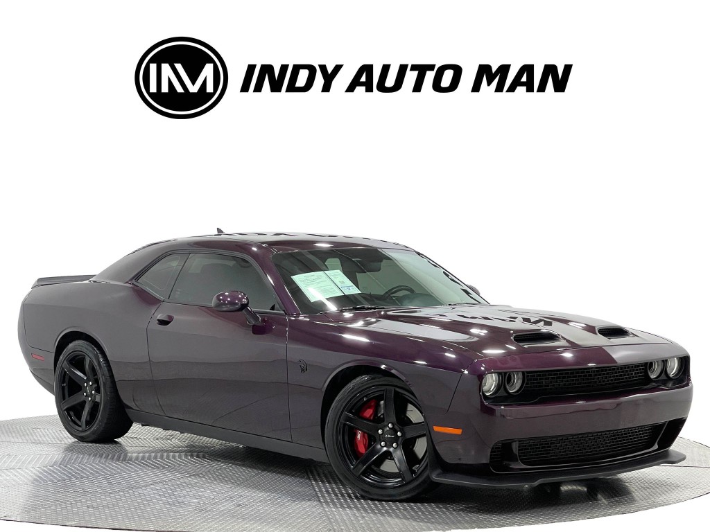 2022 Dodge Challenger Image 2