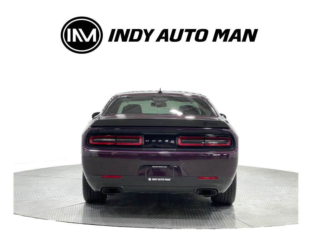 2022 Dodge Challenger Image 5