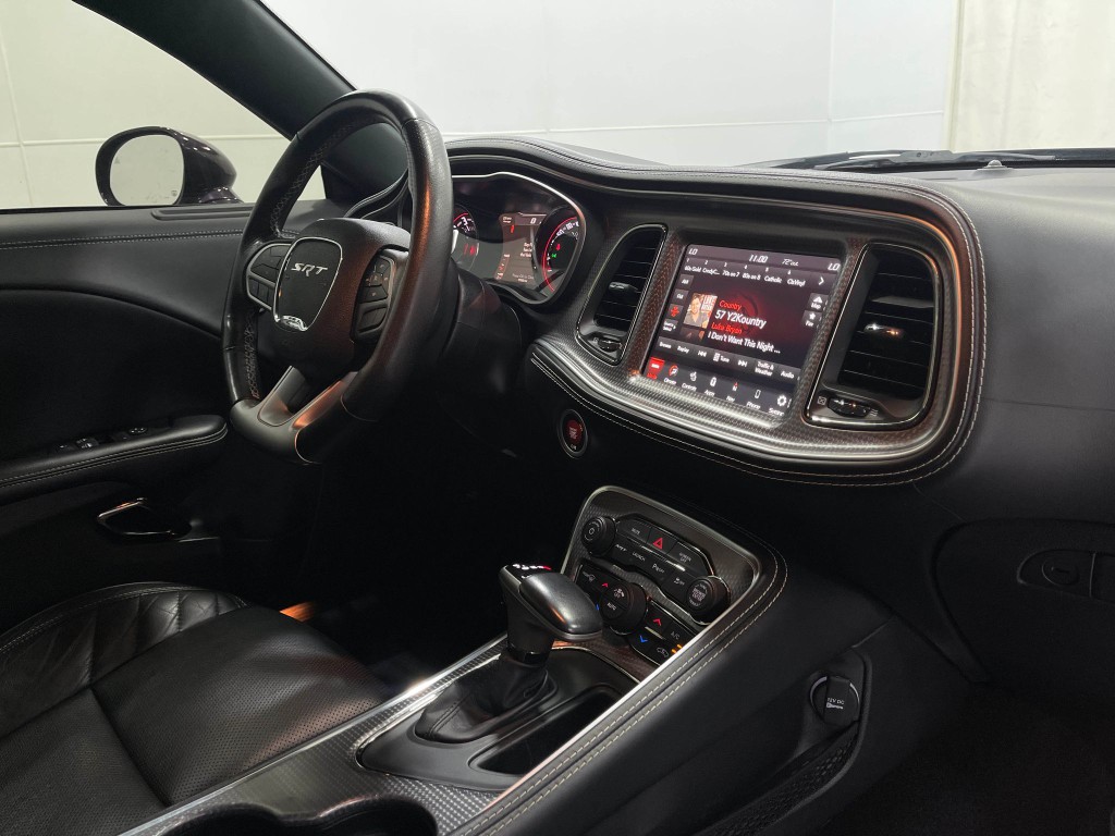 2022 Dodge Challenger Image 18