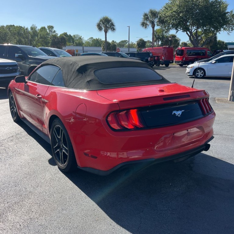2021 Ford Mustang Image 4