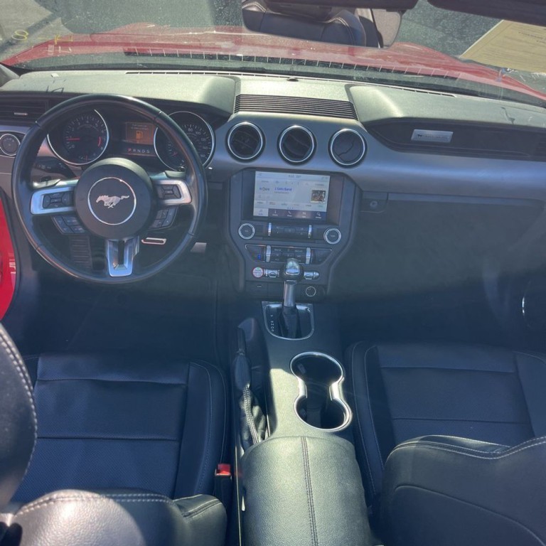 2021 Ford Mustang Image 7