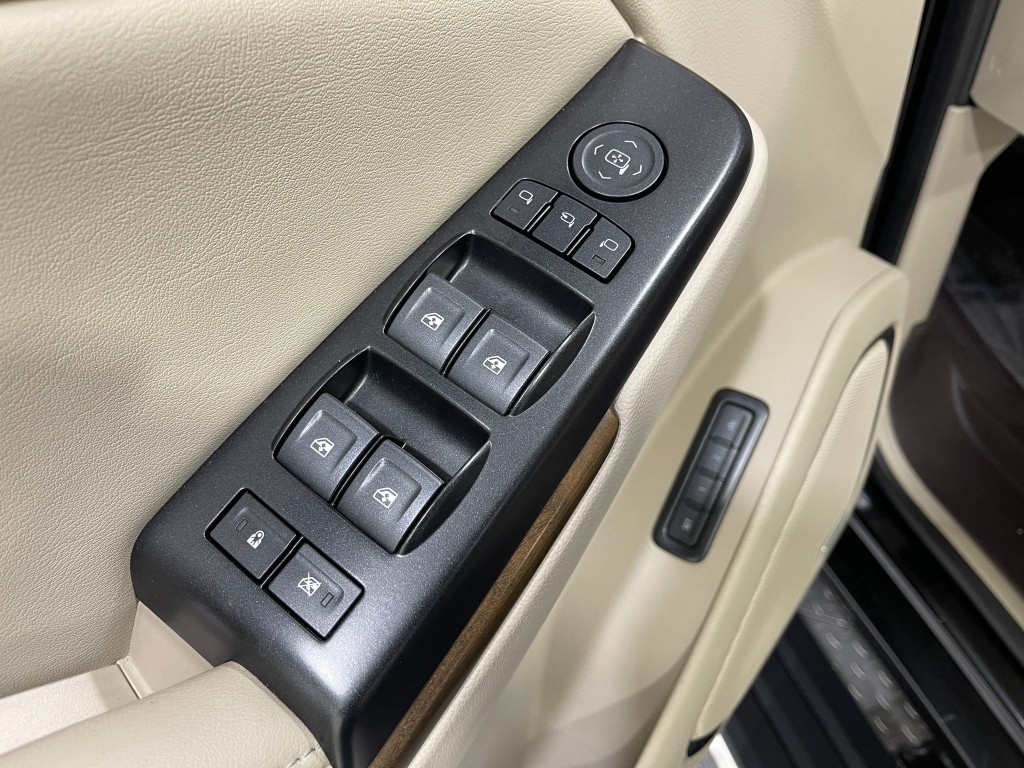 2020 GMC Yukon Image 14