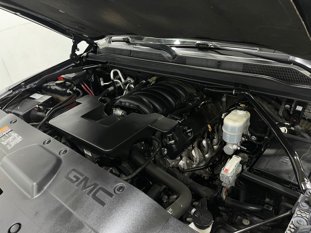 2020 GMC Yukon Image 25