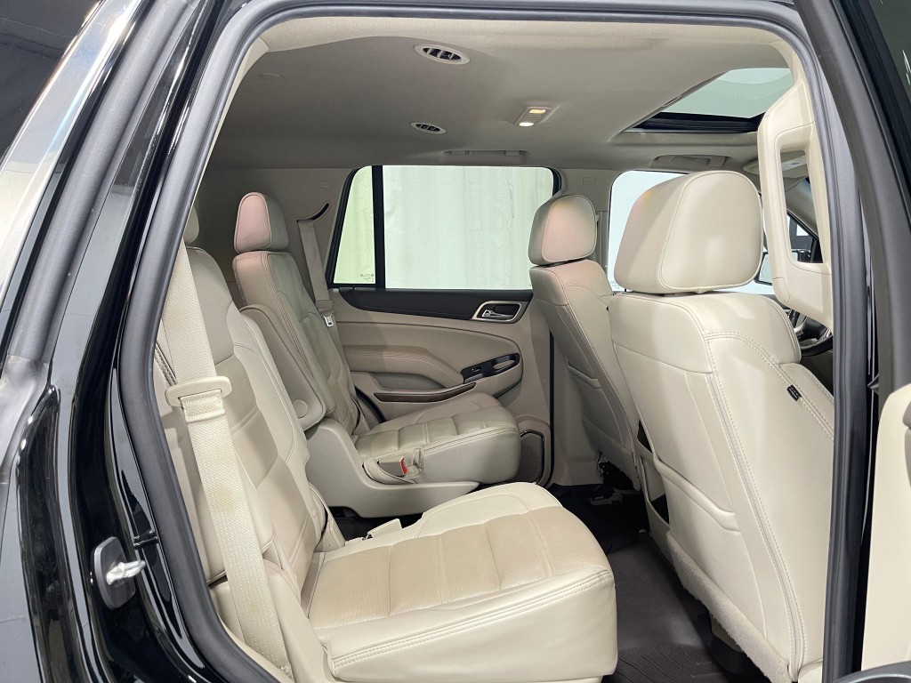 2020 GMC Yukon Image 30