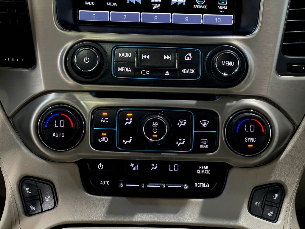 2020 GMC Yukon Image 25
