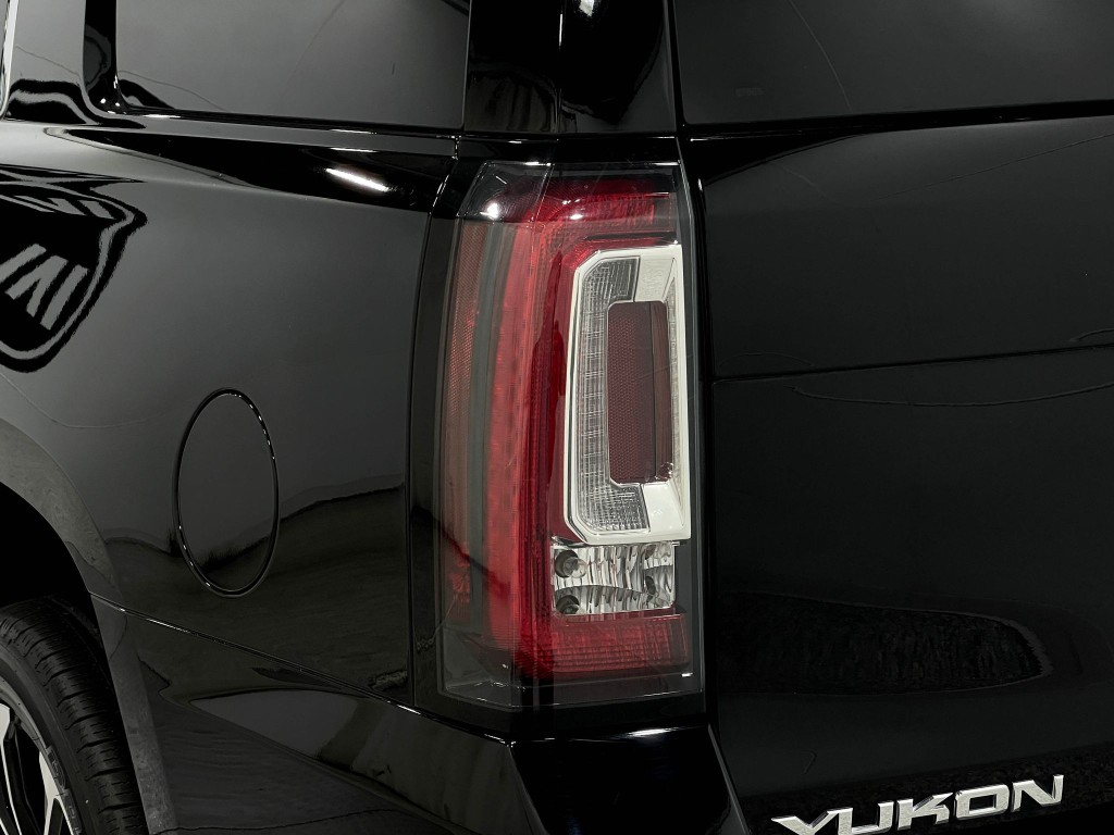 2020 GMC Yukon Image 36