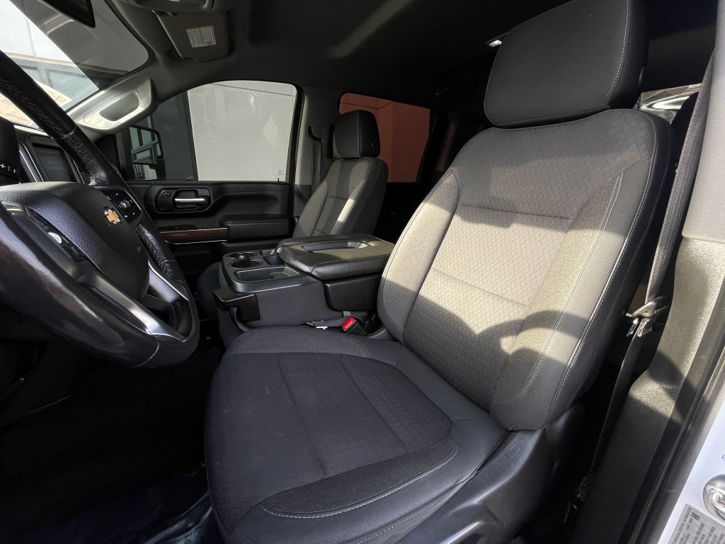 2020 Chevrolet Silverado 1500 Image 11