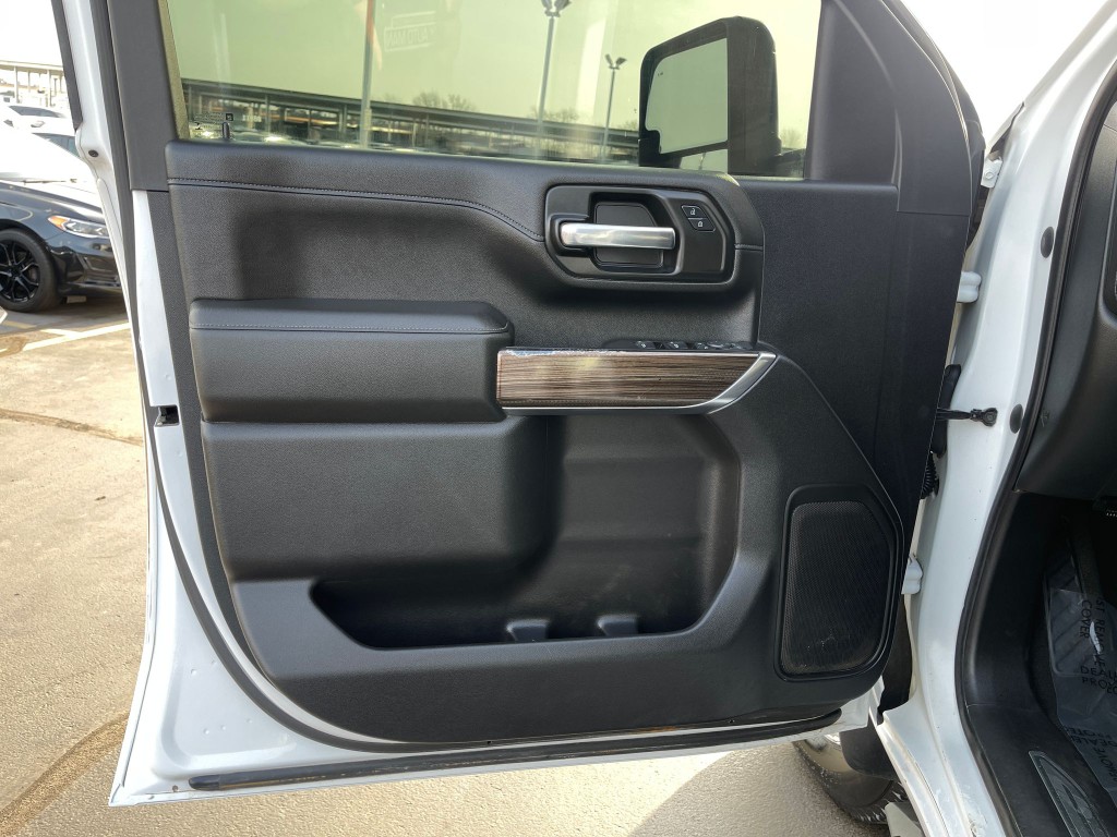 2020 Chevrolet Silverado 1500 Image 12
