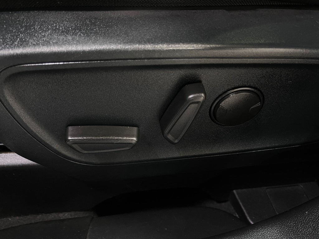 2020 Ford Escape Image 16