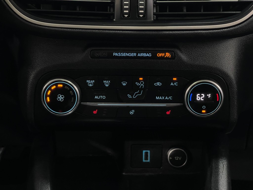2020 Ford Escape Image 24