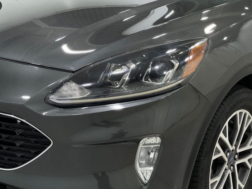 2020 Ford Escape Image 32