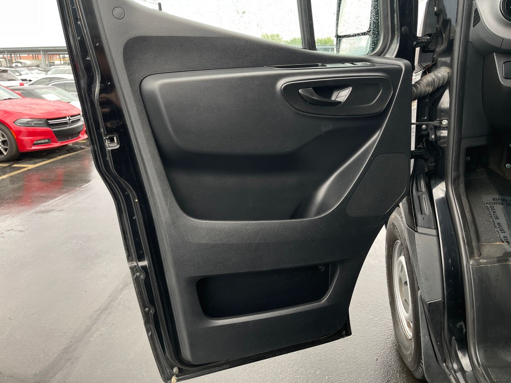 2020 Mercedes-Benz Sprinter Image 11
