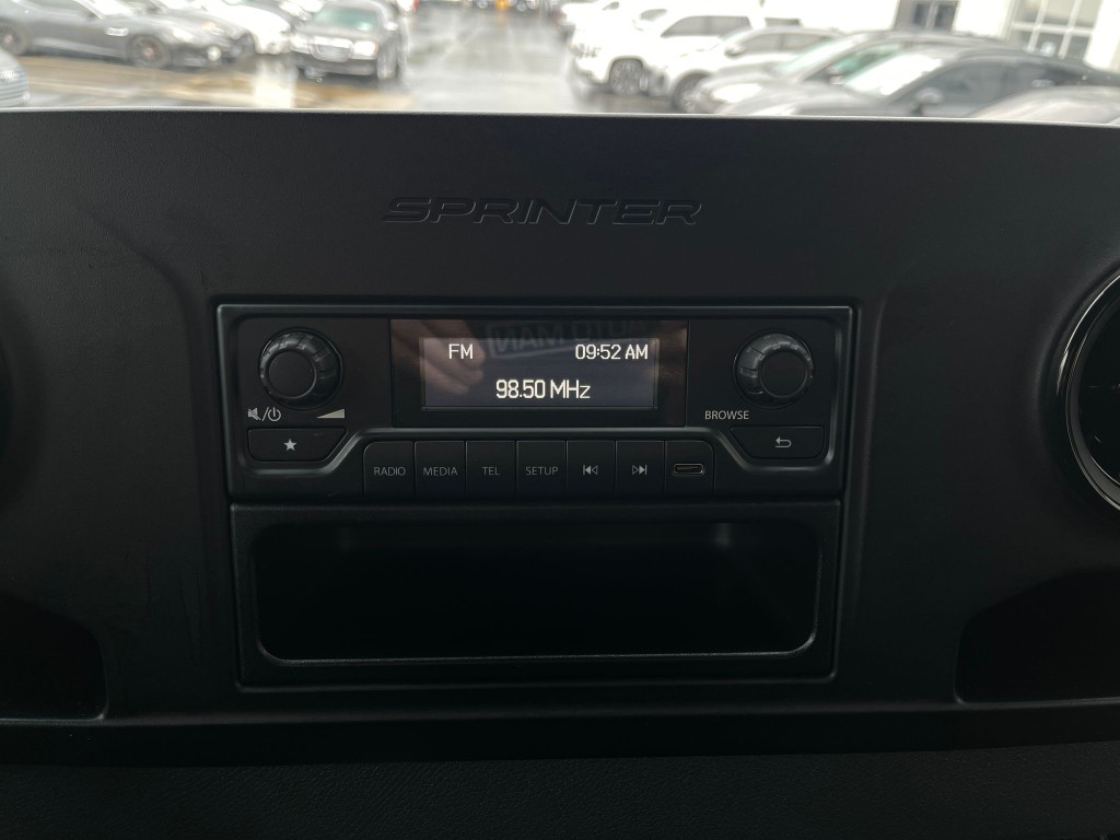 2020 Mercedes-Benz Sprinter Image 19