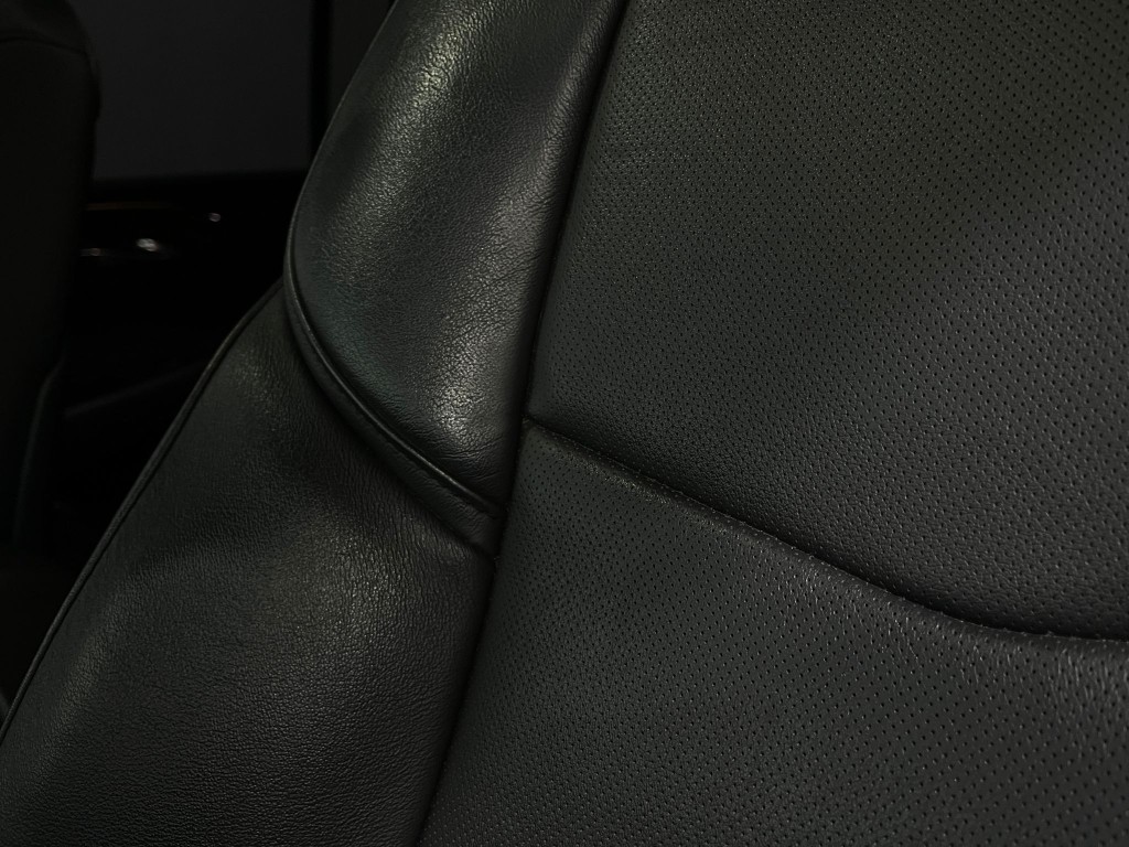 2019 Cadillac Escalade Image 19