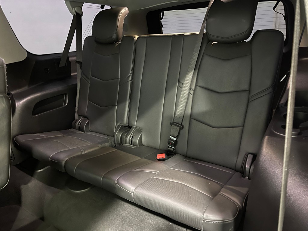 2019 Cadillac Escalade Image 31