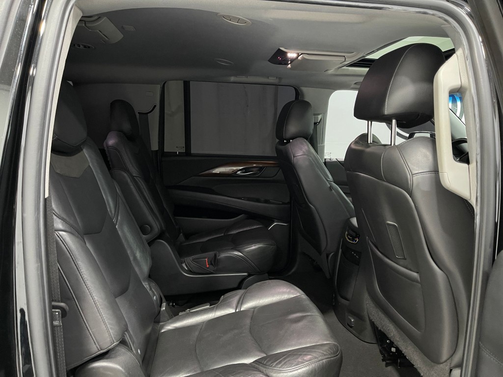 2019 Cadillac Escalade Image 33