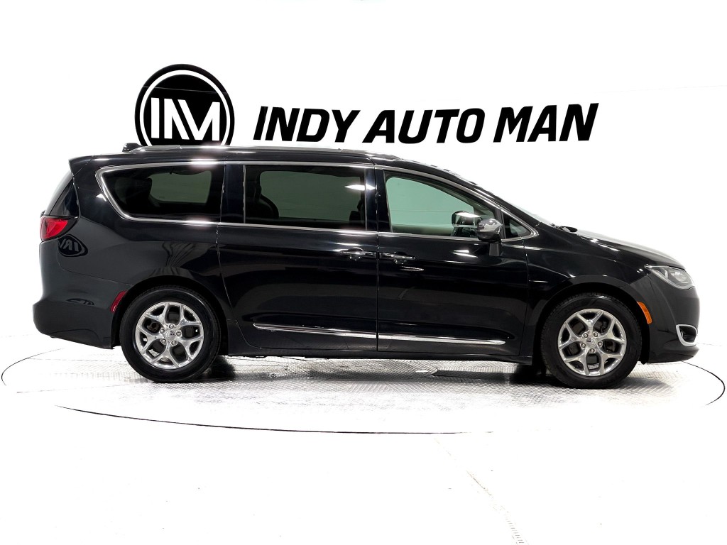 2019 Chrysler Pacifica Image 3