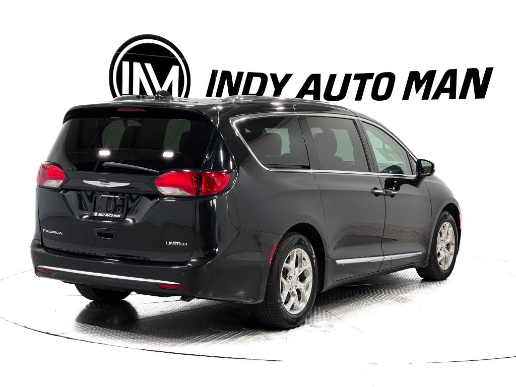2019 Chrysler Pacifica Image 4