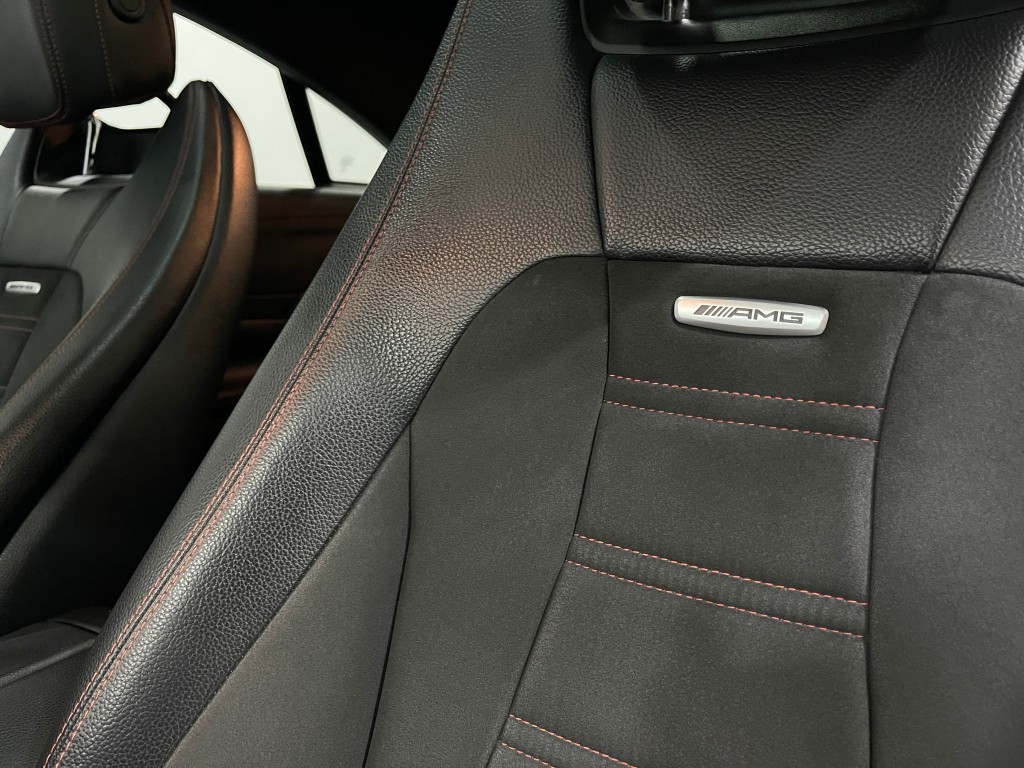 2019 Mercedes-Benz E-Class Image 18