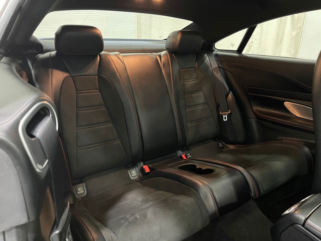 2019 Mercedes-Benz E-Class Image 32