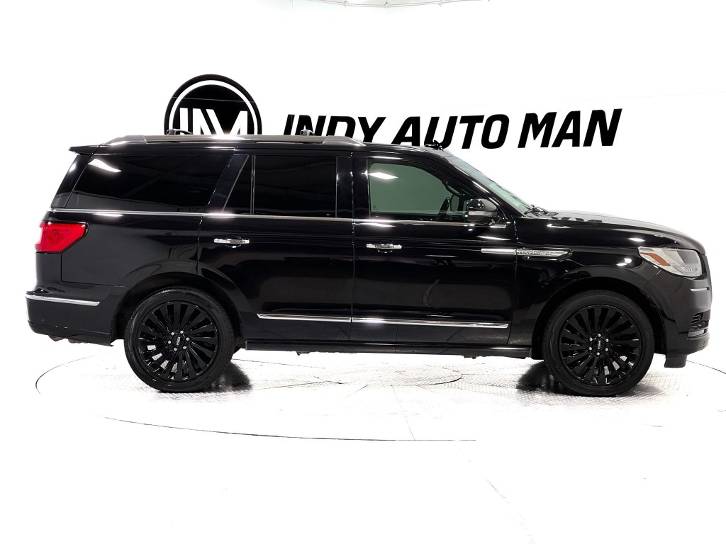 2019 Lincoln Navigator Image 3
