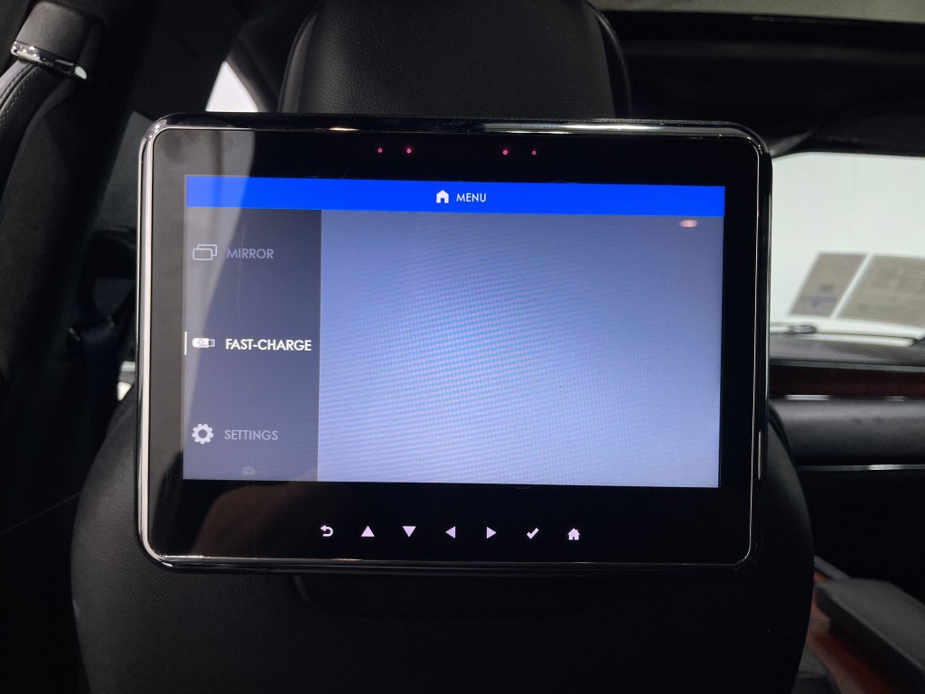 2019 Lincoln Navigator Image 11