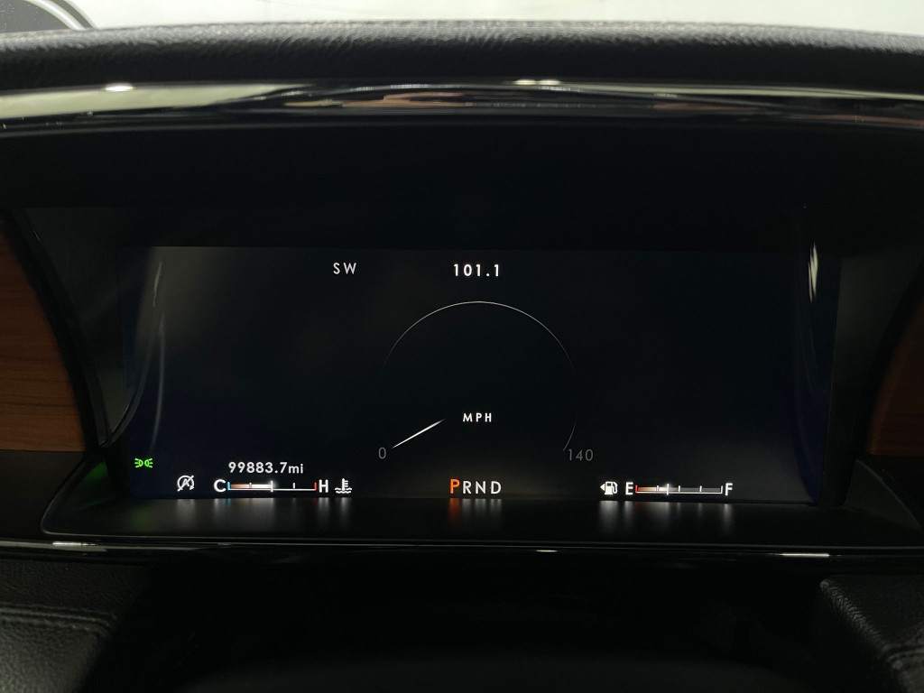 2019 Lincoln Navigator Image 22