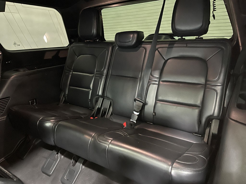 2019 Lincoln Navigator Image 30