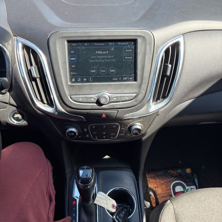 2019 Chevrolet Equinox Image 8