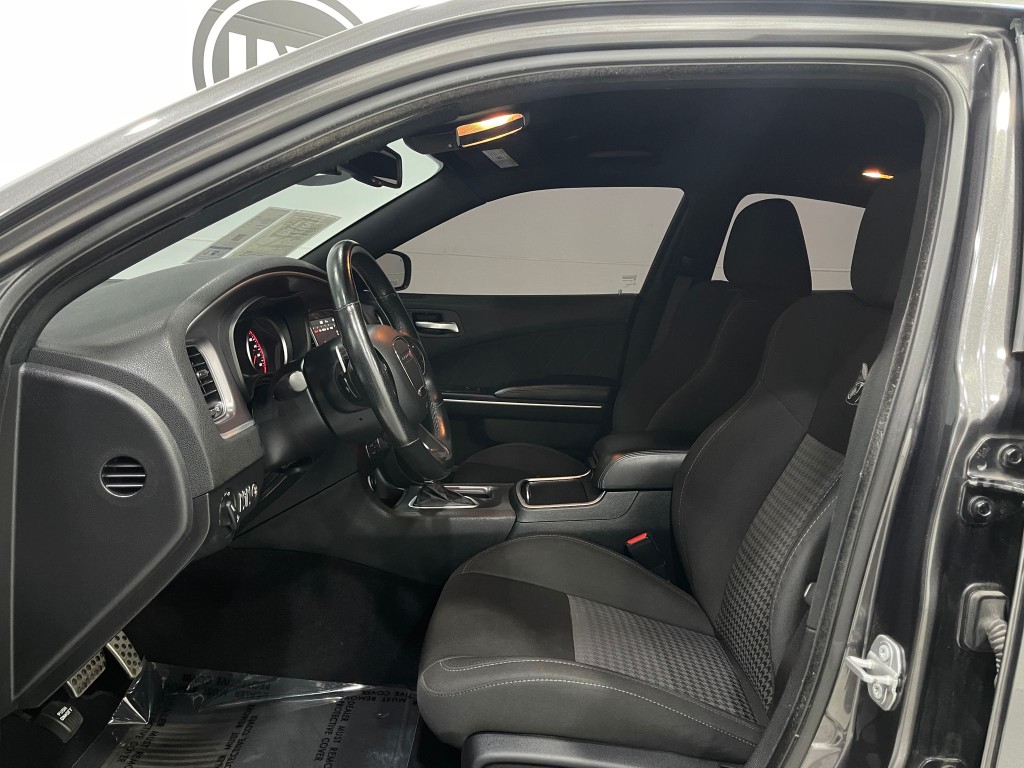2019 Dodge Charger Image 11