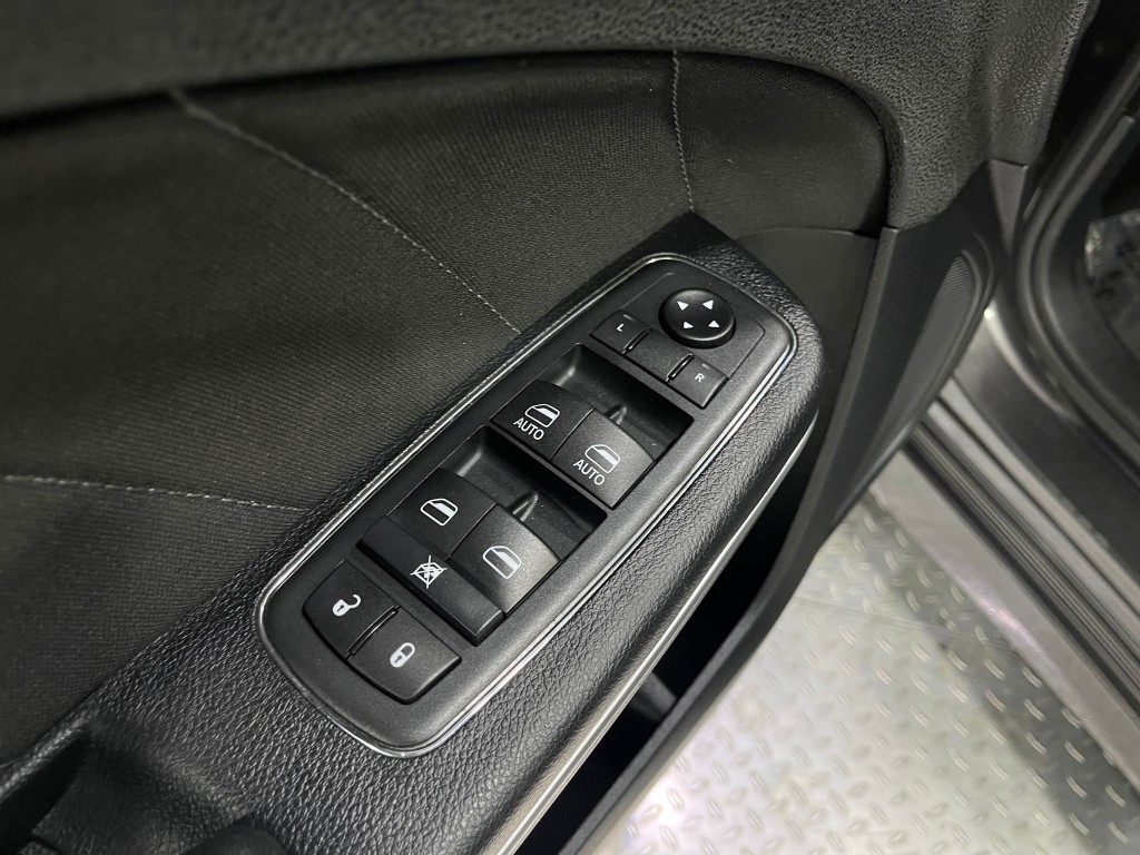 2019 Dodge Charger Image 14