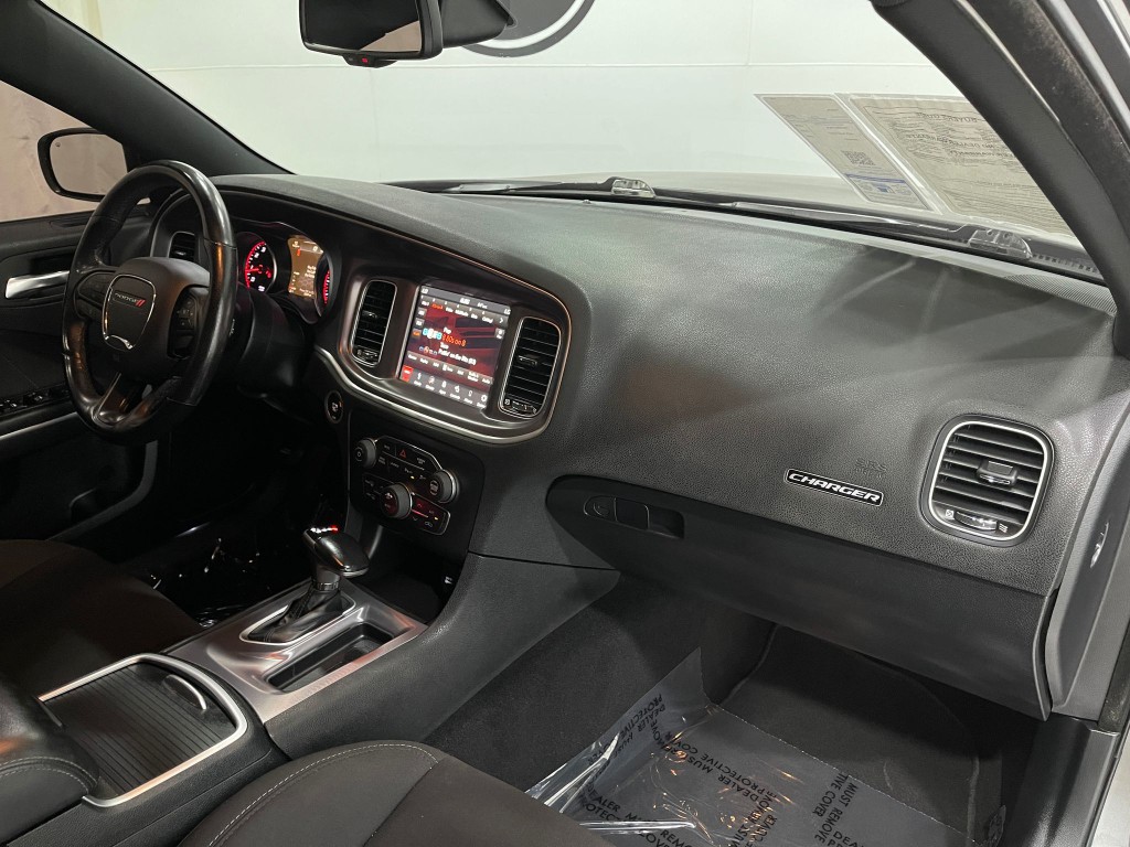 2019 Dodge Charger Image 18