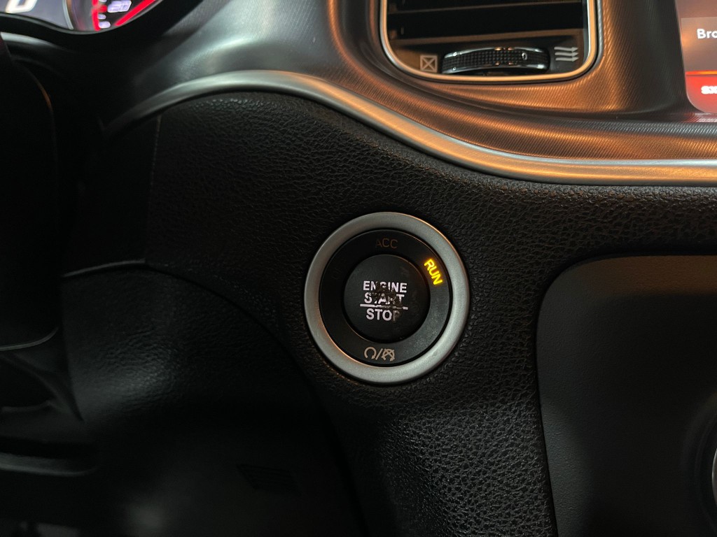 2019 Dodge Charger Image 19