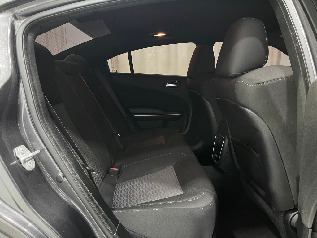 2019 Dodge Charger Image 30