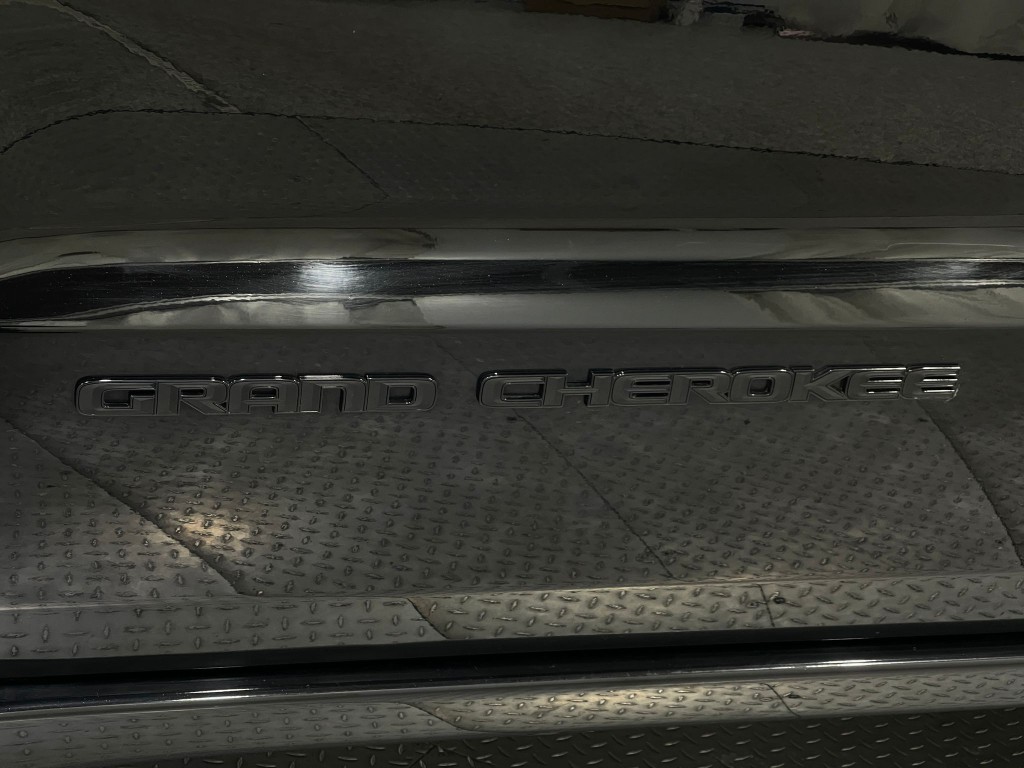 2019 Jeep Grand Cherokee Image 39