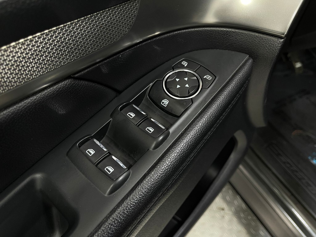 2019 Ford Explorer Image 15