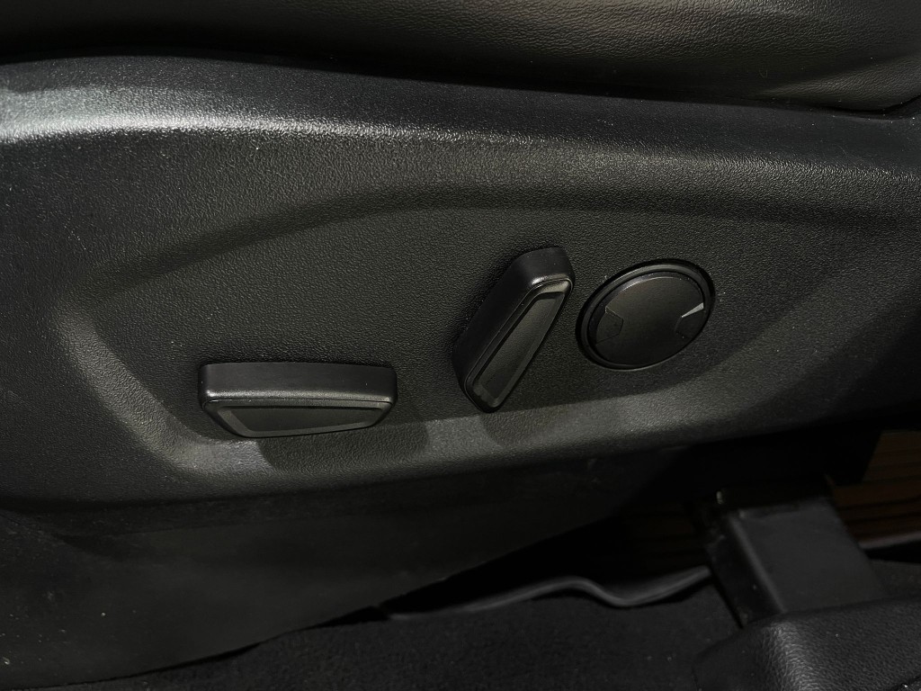 2019 Ford Explorer Image 16