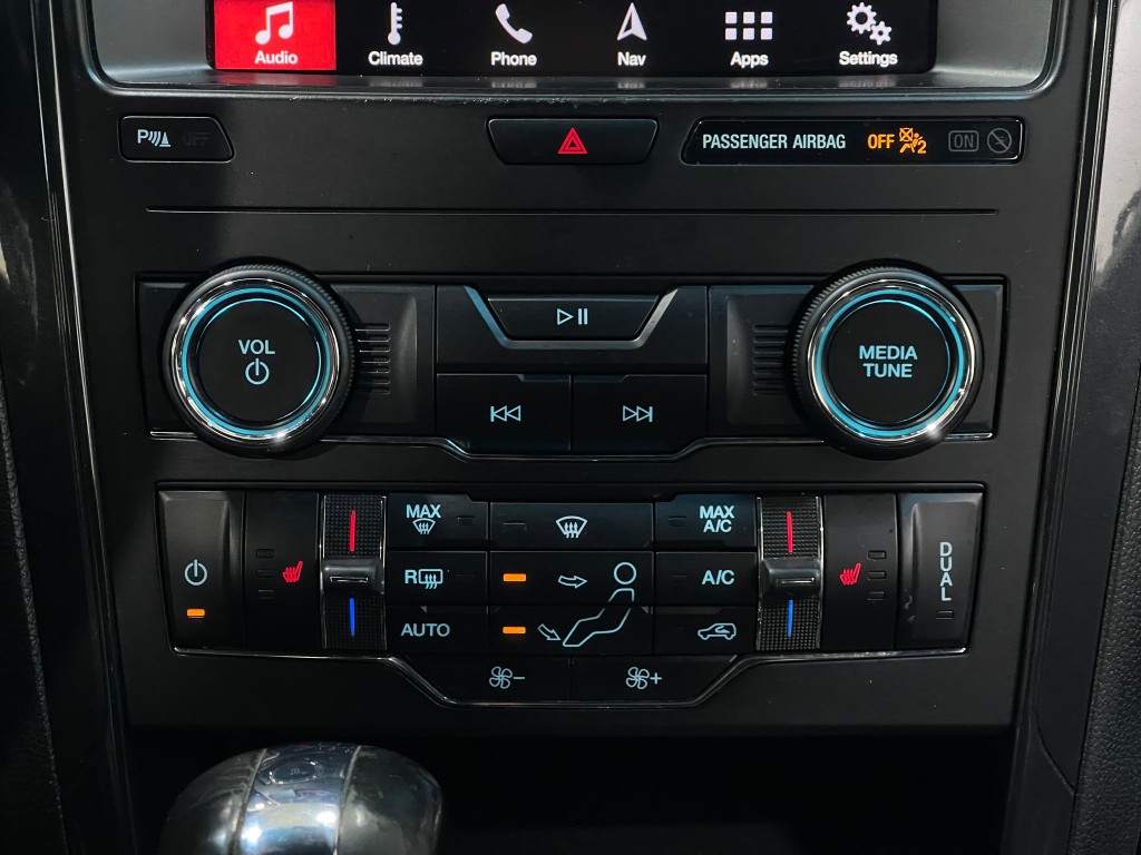 2019 Ford Explorer Image 24
