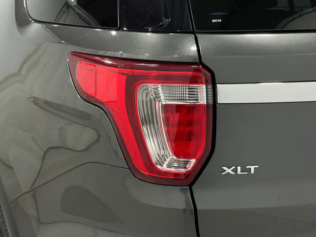2019 Ford Explorer Image 35