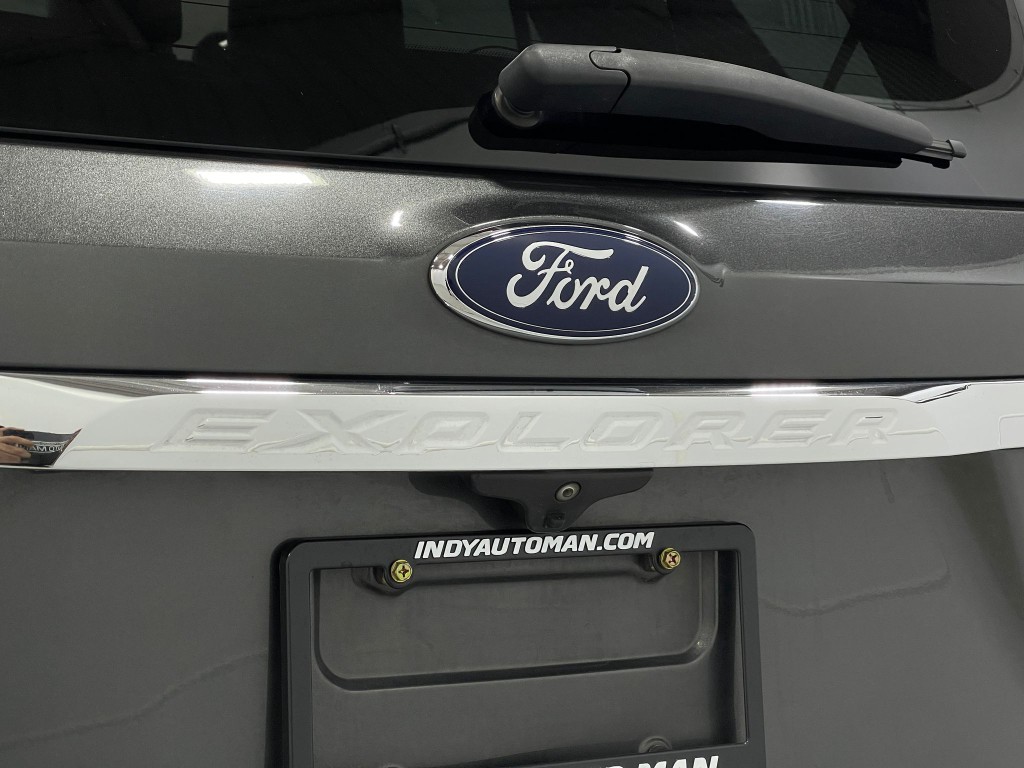 2019 Ford Explorer Image 39