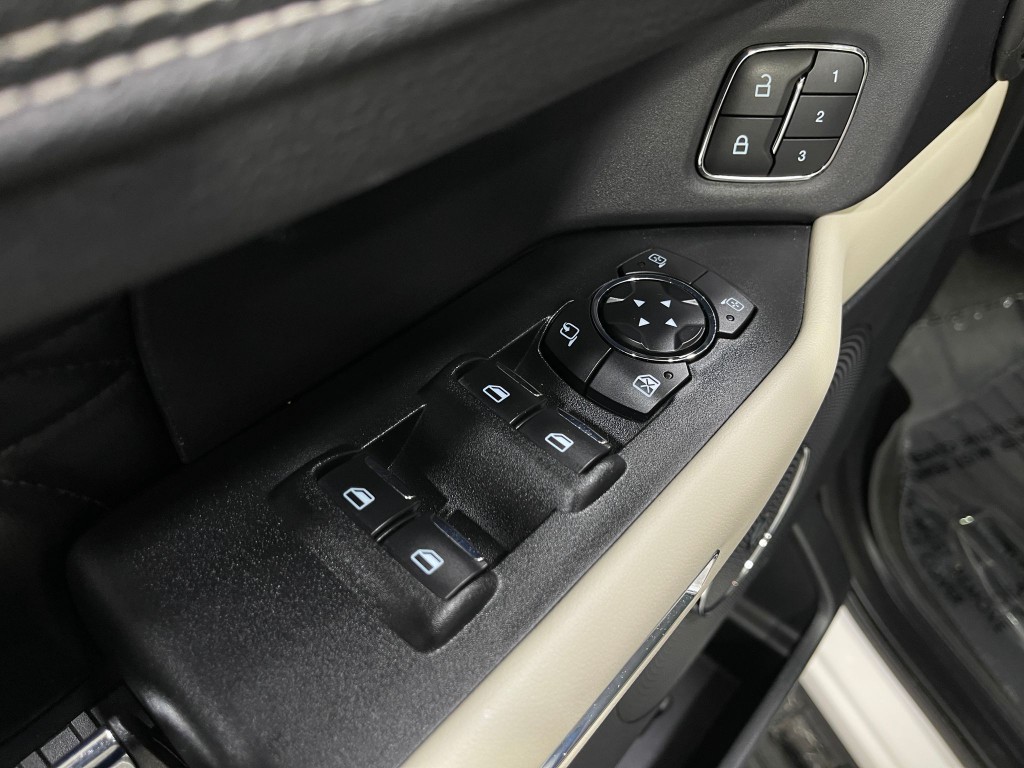 2019 Ford Expedition Image 16