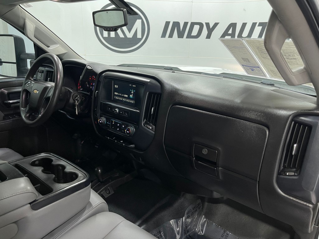 2019 Chevrolet Silverado 1500 Image 18