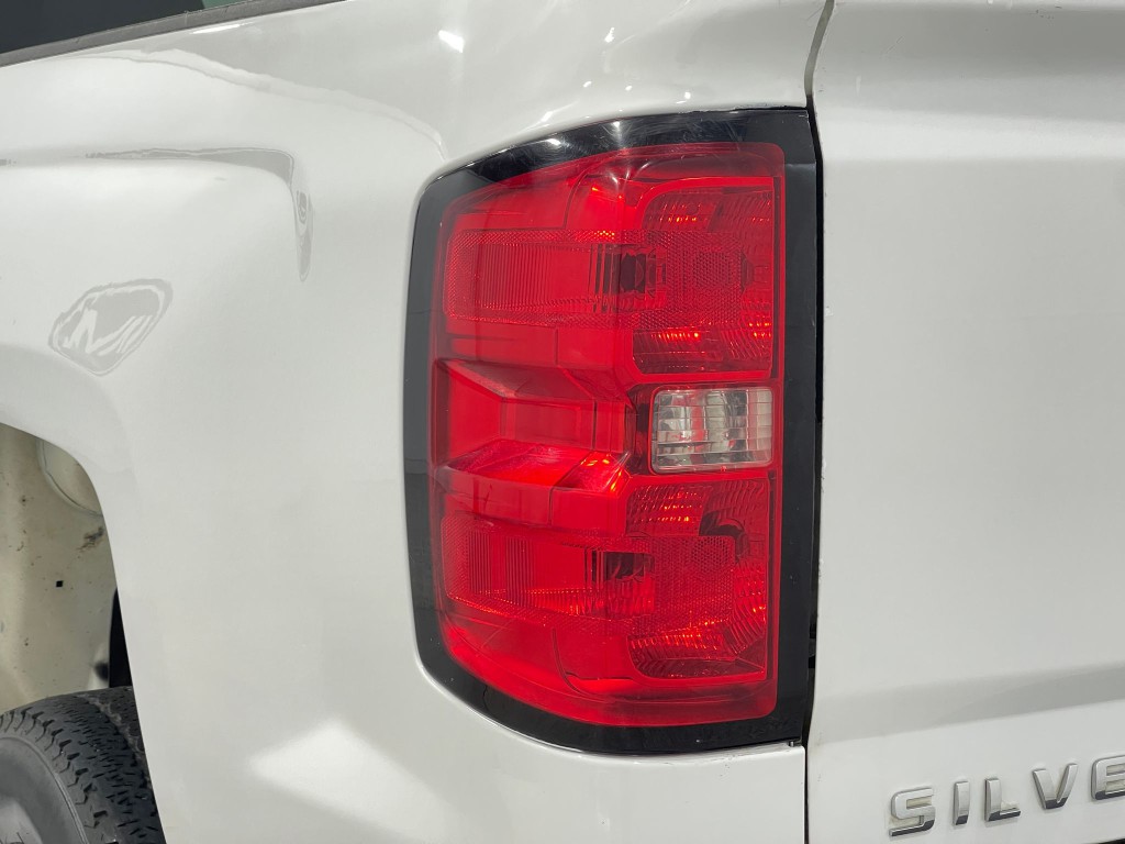 2019 Chevrolet Silverado 1500 Image 32