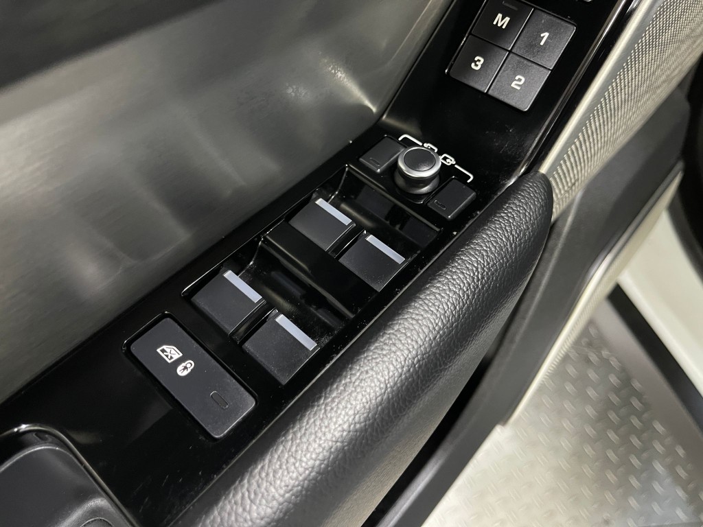2019 Land Rover Range Rover Image 16