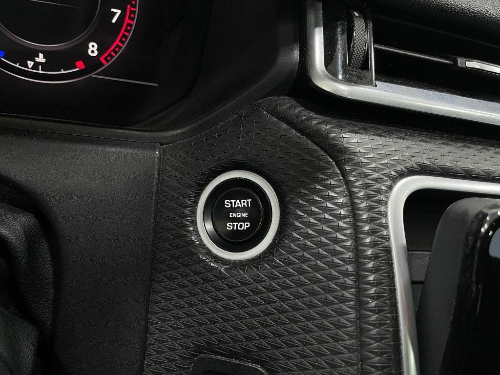 2019 Land Rover Range Rover Image 21