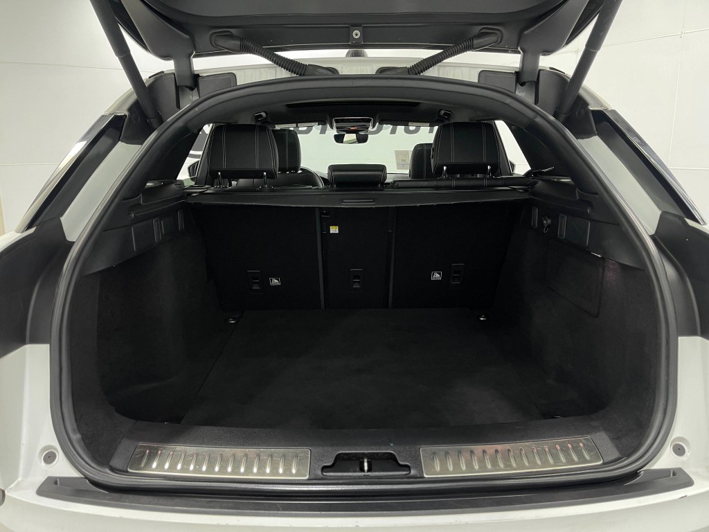 2019 Land Rover Range Rover Image 26