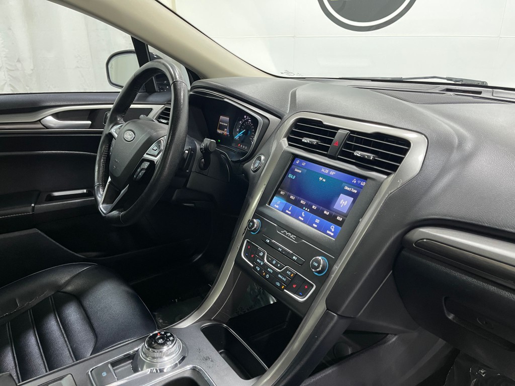 2019 Ford Fusion Image 19