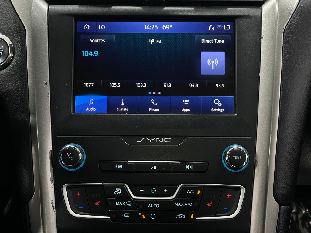 2019 Ford Fusion Image 23