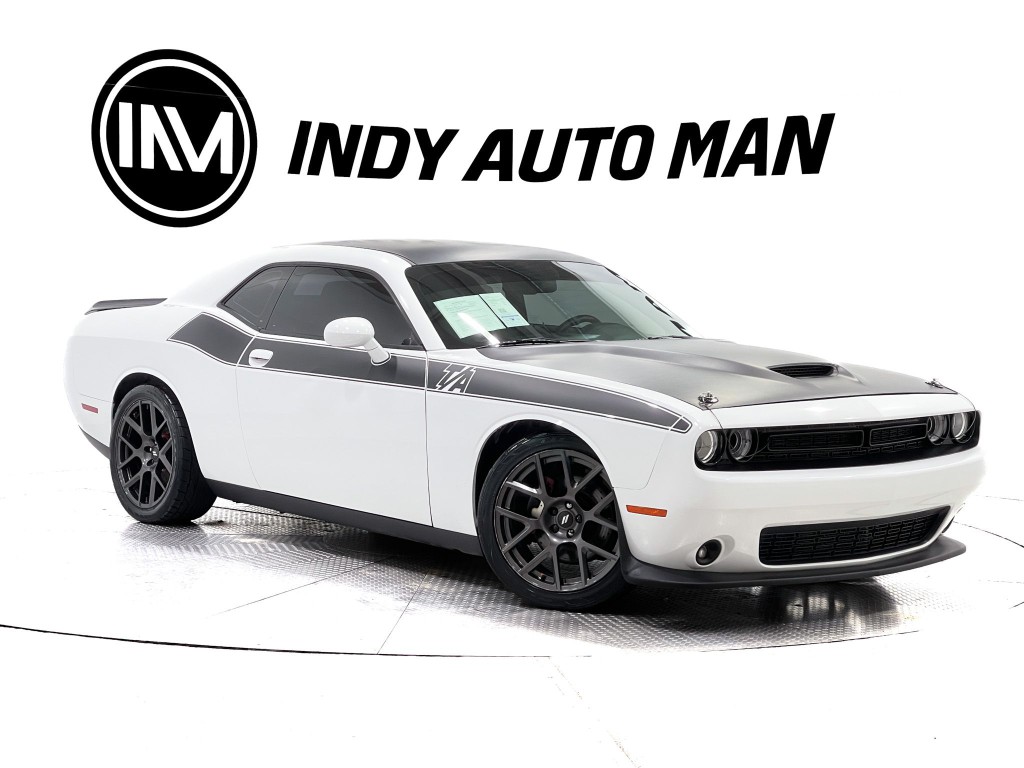 2019 Dodge Challenger Image 2