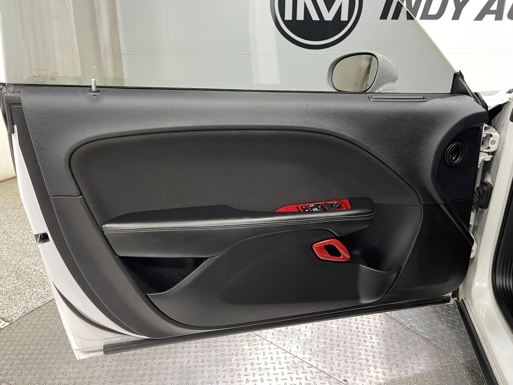 2019 Dodge Challenger Image 12